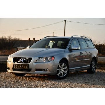 Volvo V70 2010,  2.0 benzyna, automat - Na sprzedaż za 23 999 zł - Nowe Sójki - zdjęcie 5