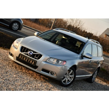 Volvo V70 2010,  2.0 benzyna, automat - Na sprzedaż za 23 999 zł - Nowe Sójki - zdjęcie 7