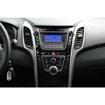Hyundai i30  Hatchback 2012,  1.6 benzyna - Na sprzedaż za 27 300 zł - Częstochowa - zdjęcie 12