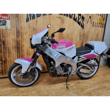 YAMAHA yzf Genesis 750 street raty -kup online - Motocykle sportowe - Bicz - zdjęcie 4