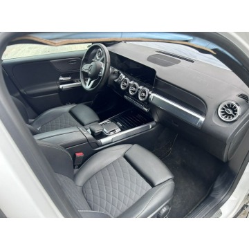Mercedes - Benz GLB-klasa  SUV 2021,  2.0 diesel, automat - Na sprzedaż za 63 000 zł - Margonin - zdjęcie 10