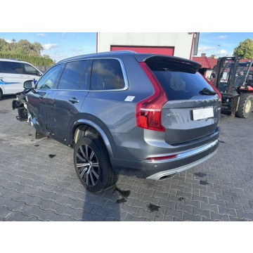 Volvo   SUV 2020,  2.0 hybryda, automat - Na sprzedaż za 69 500 zł - Margonin - zdjęcie 3