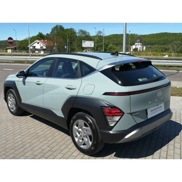 Hyundai Kona  SUV 2024,  1.0 benzyna, automat - Na sprzedaż za 99 900 zł - Wejherowo - zdjęcie 3