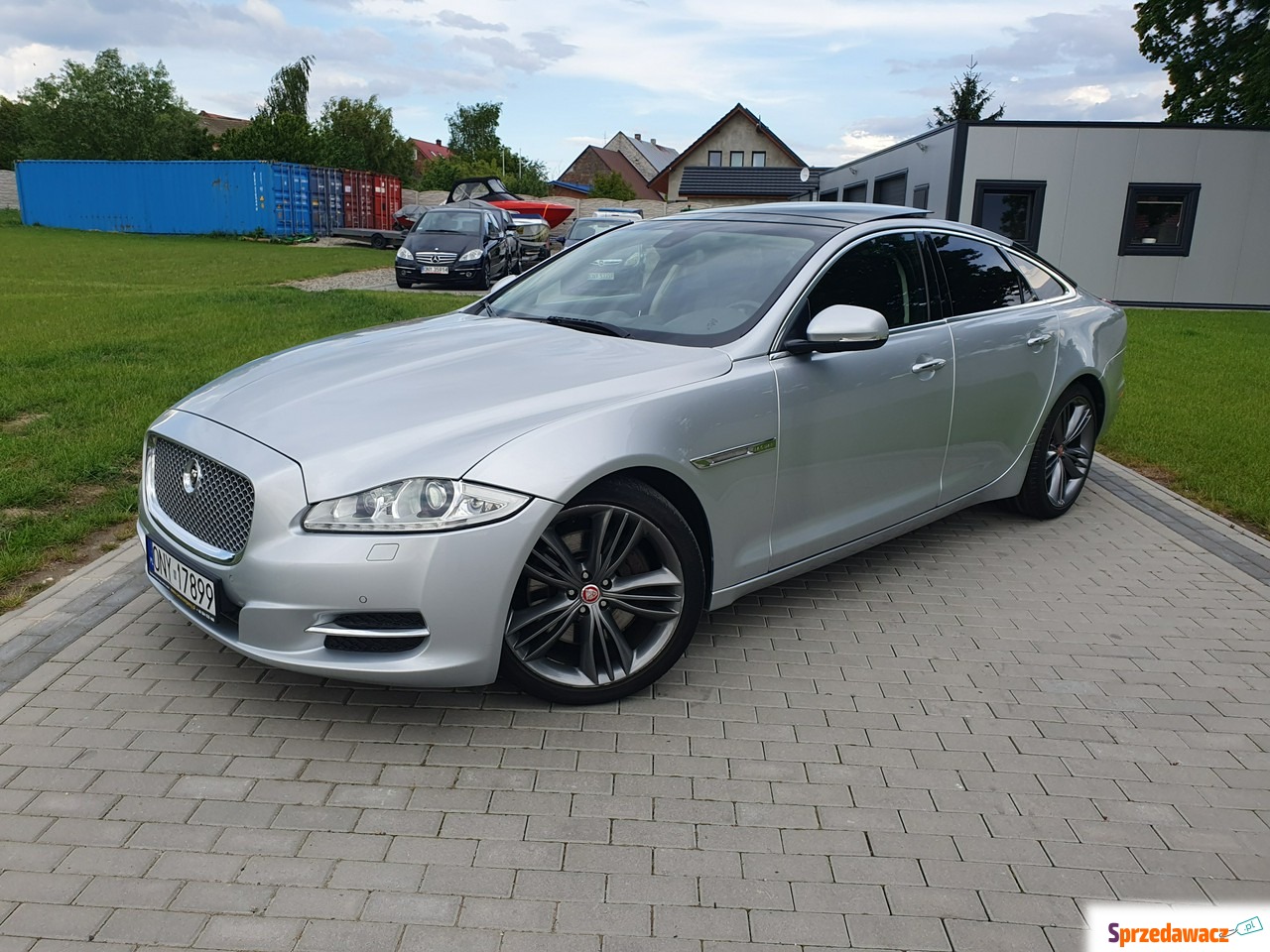 Jaguar XJ 2011