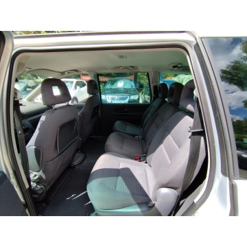 Seat Alhambra  Minivan/Van 2002,  1.8 benzyna - Na sprzedaż za 4 900,00 zł - Wałbrzych - zdjęcie 9