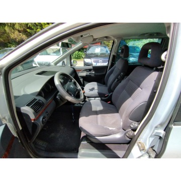 Seat Alhambra  Minivan/Van 2002,  1.8 benzyna - Na sprzedaż za 4 900,00 zł - Wałbrzych - zdjęcie 8