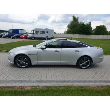 Jaguar XJ  Sedan/Limuzyna 2011,  3.0 diesel, automat - Na sprzedaż za 52 000 zł - Strobice - zdjęcie 3