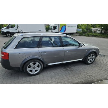 Audi A6 Allroad 2004,  2.5 diesel, automat - Na sprzedaż za 8 700,00 zł - Warszawa - zdjęcie 9