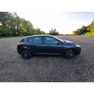 Renault Megane  Hatchback 2012,  1.6 benzyna - Na sprzedaż za 16 900 zł - Wałbrzych - zdjęcie 5