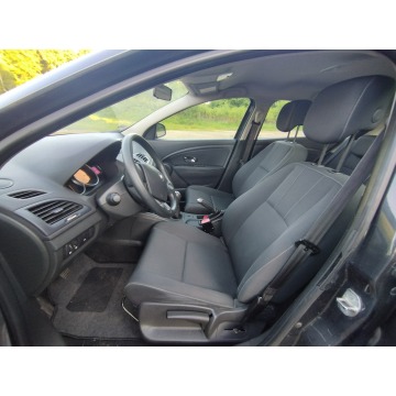 Renault Megane  Hatchback 2012,  1.6 benzyna - Na sprzedaż za 16 900 zł - Wałbrzych - zdjęcie 8
