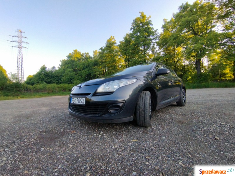 Renault Megane  Hatchback 2012,  1.6 benzyna - Na sprzedaż za 16 900 zł - Wałbrzych