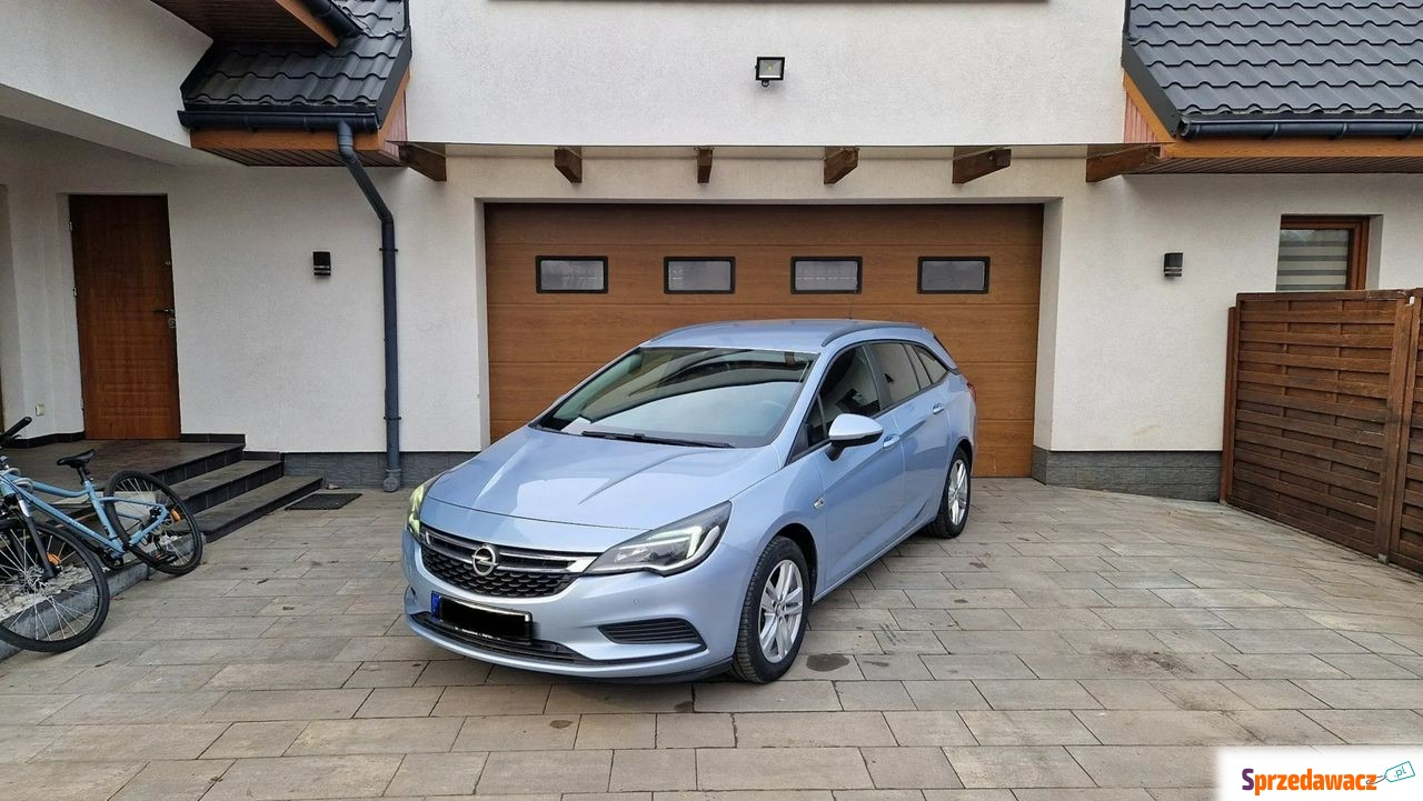 Opel Astra 2016