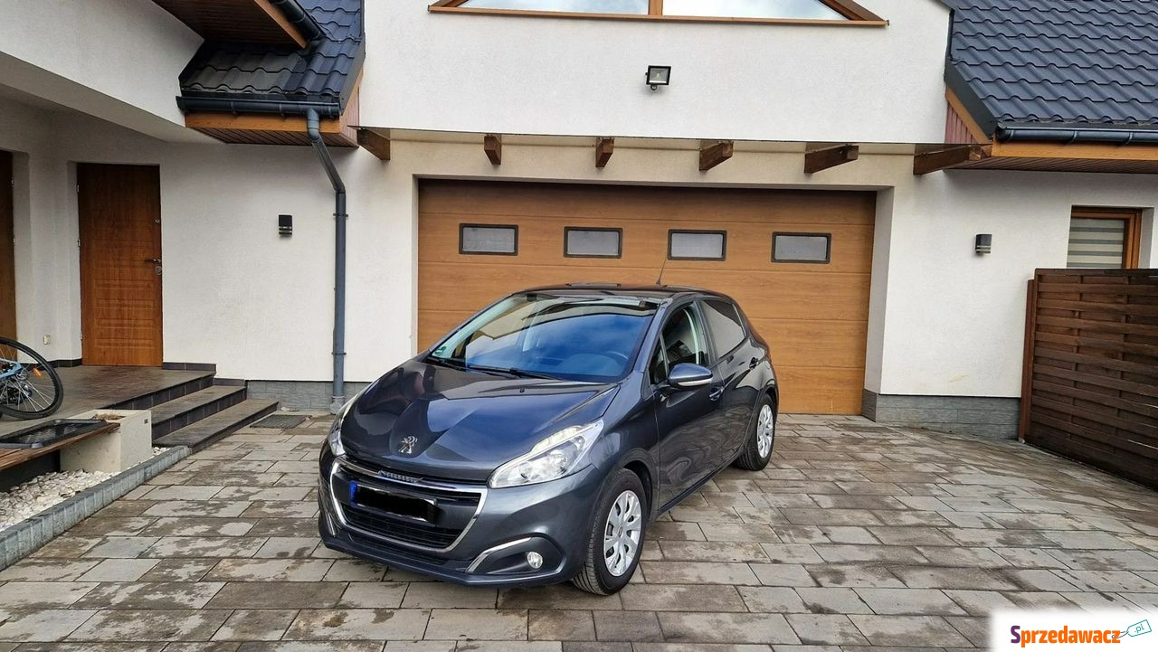 Peugeot 208 2016