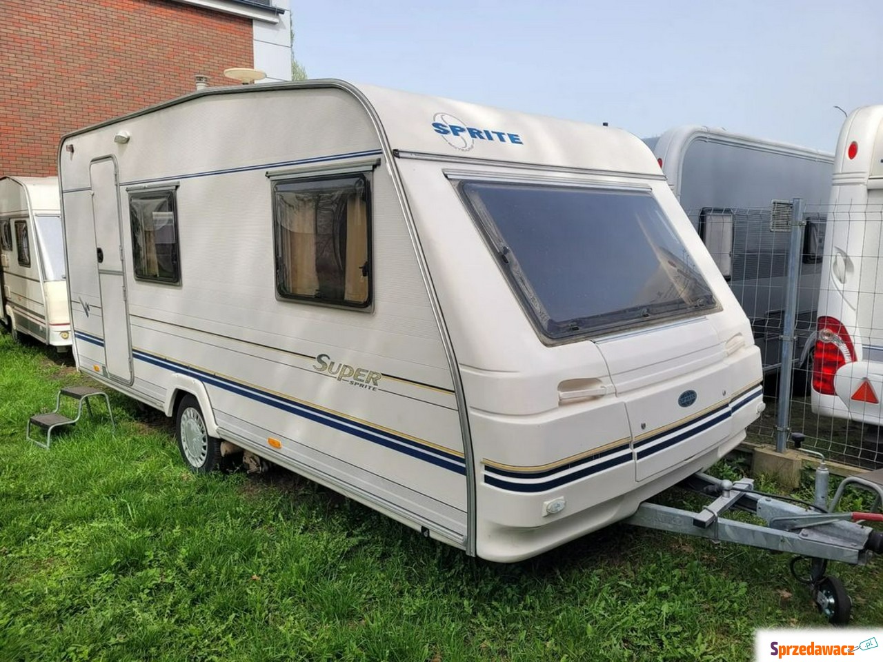 LMC 520 RHD FAVORIT - SPRITE 460...