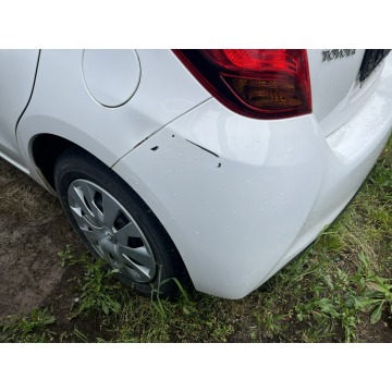 Toyota Yaris  Hatchback 2016,  1.3 benzyna - Na sprzedaż za 13 900 zł - Zagórów - zdjęcie 11