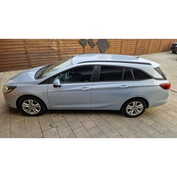 Opel Astra  Kombi 2016,  1.4 benzyna - Na sprzedaż za 33 900 zł - Ostrołęka - zdjęcie 8