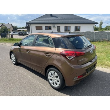 Hyundai i20  Hatchback 2017,  1.3 benzyna - Na sprzedaż za 19 900 zł - Zagórów - zdjęcie 3