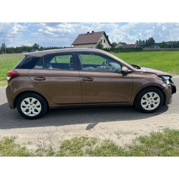 Hyundai i20  Hatchback 2017,  1.3 benzyna - Na sprzedaż za 19 900 zł - Zagórów - zdjęcie 6
