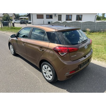 Hyundai i20  Hatchback 2017,  1.3 benzyna - Na sprzedaż za 19 900 zł - Zagórów - zdjęcie 4