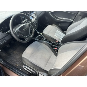 Hyundai i20  Hatchback 2017,  1.3 benzyna - Na sprzedaż za 19 900 zł - Zagórów - zdjęcie 10