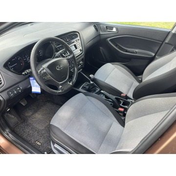 Hyundai i20  Hatchback 2017,  1.3 benzyna - Na sprzedaż za 19 900 zł - Zagórów - zdjęcie 8