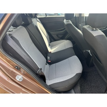 Hyundai i20  Hatchback 2017,  1.3 benzyna - Na sprzedaż za 19 900 zł - Zagórów - zdjęcie 12