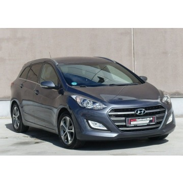 Hyundai i30 - 1.6 CRDi 110KM/Podgrz.fotele/ Tylne światła led/Pełny serwis!