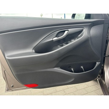 Hyundai i30  Hatchback 2022,  1.5 benzyna - Na sprzedaż za 65 900 zł - Wejherowo - zdjęcie 10