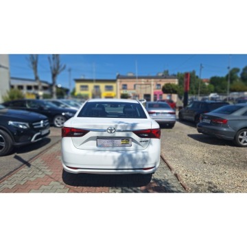 Toyota Avensis  Sedan/Limuzyna 2018,  2.0 diesel - Na sprzedaż za 49 900 zł - Częstochowa - zdjęcie 4