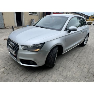 Audi A1  Hatchback 2012,  1.6 diesel - Na sprzedaż za 21 999 zł - Gostyń - zdjęcie 2
