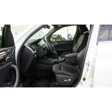 BMW X3  SUV 2018,  2.0 benzyna, automat - Na sprzedaż za 86 000 zł - Ostrów Wielkopolski - zdjęcie 11