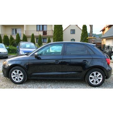 Audi A1  Hatchback 2012,  1.6 diesel - Na sprzedaż za 29 500 zł - Harklowa - zdjęcie 5