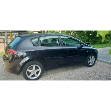 Seat Leon  Hatchback 2009,  1.6 benzyna - Na sprzedaż za 15 900 zł - Dudki - zdjęcie 4