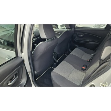 Toyota Yaris  Hatchback 2019,  1.5 benzyna - Na sprzedaż za 49 900 zł - Warszawa - zdjęcie 3