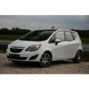 Opel Meriva  Hatchback 2011,  1.4 benzyna - Na sprzedaż za 21 999 zł - Nowe Sójki - zdjęcie 9