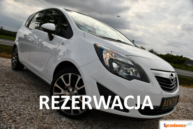 Opel Meriva  Hatchback 2011,  1.4 benzyna - Na sprzedaż za 21 999 zł - Nowe Sójki