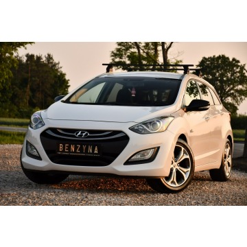 Hyundai i30  Hatchback 2014,  1.6 benzyna - Na sprzedaż za 26 999 zł - Nowe Sójki - zdjęcie 10
