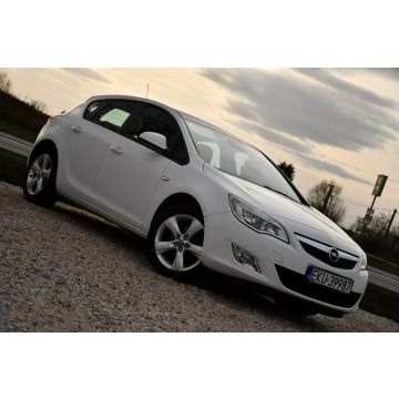 Opel Astra  Hatchback 2011,  1.4 benzyna - Na sprzedaż za 21 999 zł - Nowe Sójki - zdjęcie 5
