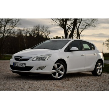 Opel Astra  Hatchback 2011,  1.4 benzyna - Na sprzedaż za 21 999 zł - Nowe Sójki - zdjęcie 11