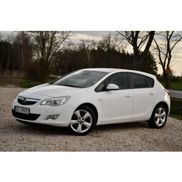 Opel Astra  Hatchback 2011,  1.4 benzyna - Na sprzedaż za 21 999 zł - Nowe Sójki - zdjęcie 9