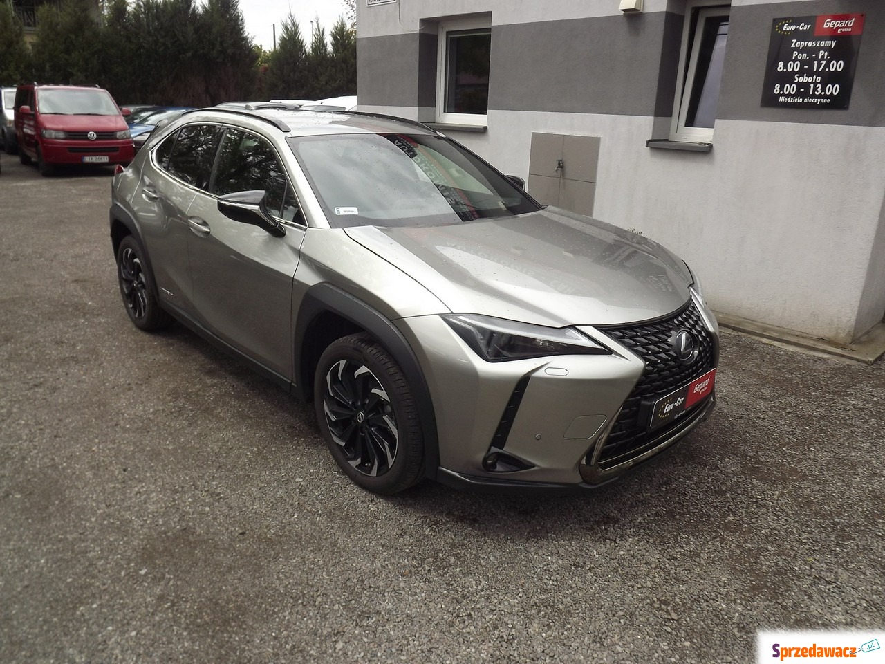 Lexus UX 2.0dm³ 184KM