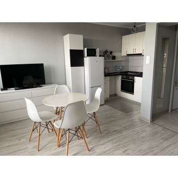 1pok, 27met, okolice Strzegomskiej BALKON Winda (Wrocław)