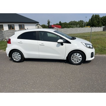 Kia Rio  Hatchback 2016,  1.2 benzyna - Na sprzedaż za 18 900 zł - Zagórów - zdjęcie 2