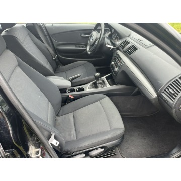 BMW Seria 1  Hatchback 2011,  2.0 diesel - Na sprzedaż za 11 900 zł - Zagórów - zdjęcie 6