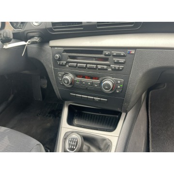 BMW Seria 1  Hatchback 2011,  2.0 diesel - Na sprzedaż za 11 900 zł - Zagórów - zdjęcie 10