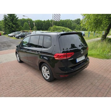 Volkswagen Touran  Minivan/Van 2018,  1.6 diesel, automat - Na sprzedaż za 57 900 zł - Cielcza - zdjęcie 5