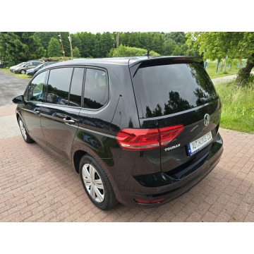 Volkswagen Touran  Minivan/Van 2018,  1.6 diesel, automat - Na sprzedaż za 57 900 zł - Cielcza - zdjęcie 6