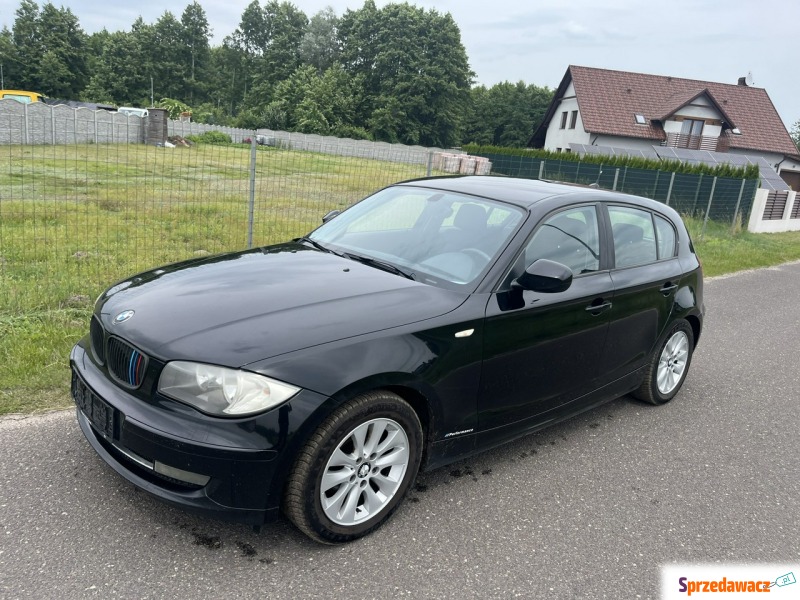 BMW Seria 1  Hatchback 2011,  2.0 diesel - Na sprzedaż za 11 900 zł - Zagórów