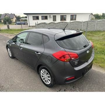 Kia Ceed  Hatchback 2012,  1.6 benzyna - Na sprzedaż za 16 900 zł - Zagórów - zdjęcie 5