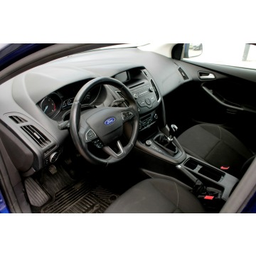Ford Focus 2017,  1.5 diesel - Na sprzedaż za 37 500 zł - Szczecin - zdjęcie 12